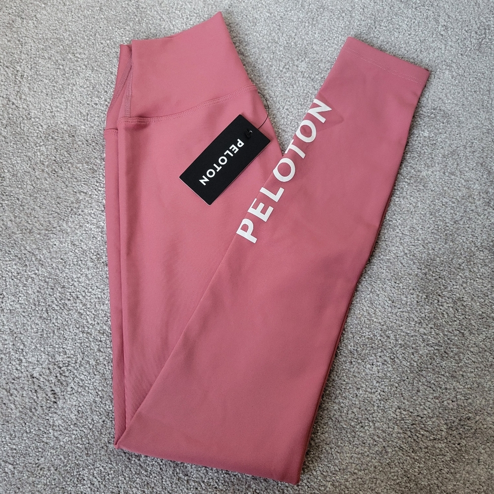 Peloton Solid Flex Show Up Legging Pink